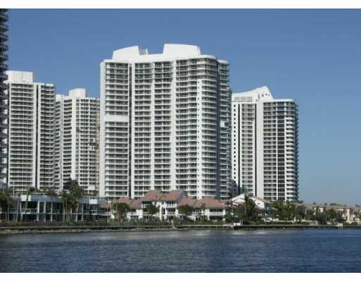 Atlantic I at The Point - Miami Beach Luxury Condos